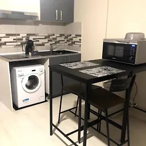  Appartement Charmant Studio En Provence Avec Arrivee Autonome France