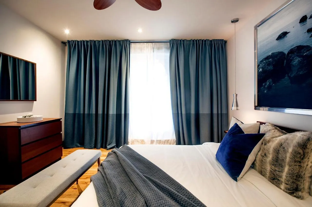 몬트리올 Lofts Jacques-Cartier Free Parking 아파트 0*,  캐나다